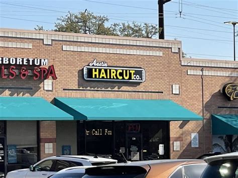 Finleys Barbershop recreates that special barbershop experience. . Austin haircut co